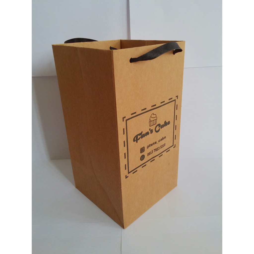 

Paper Bag Custom Sablon Bahan Kraft Coklat Ukuran 14x14x20 Murah Bertali Bagus Kuat Berkualitas OK