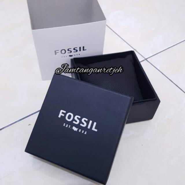 KOTAK JAM TANGAN FOSSIL BOX KAYU