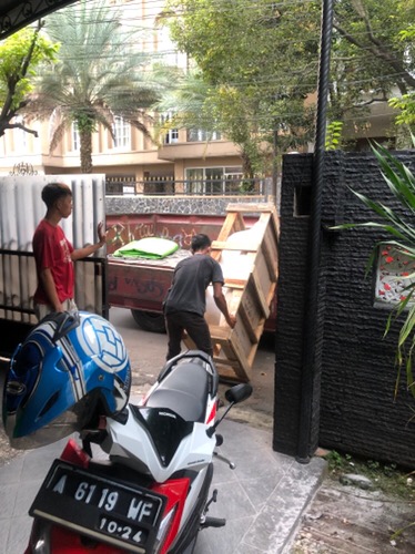 Paket Bathtub Marble Dengan Avur Bathtub Kuningan Benetton