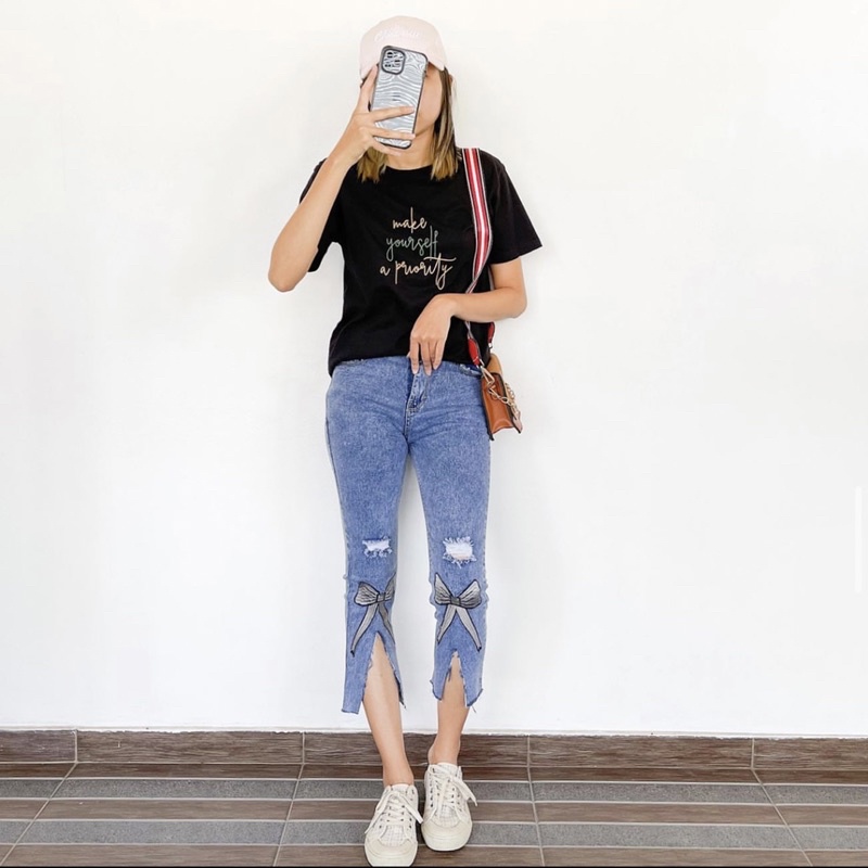 SKINNY RIPPED JEANS 4730