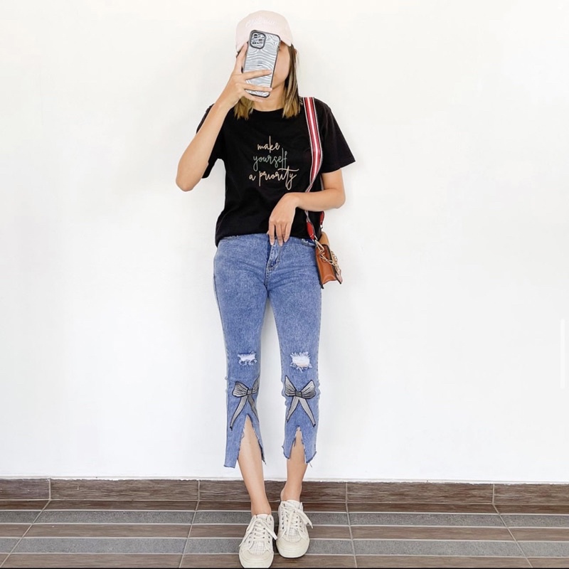 SKINNY RIPPED JEANS 4730