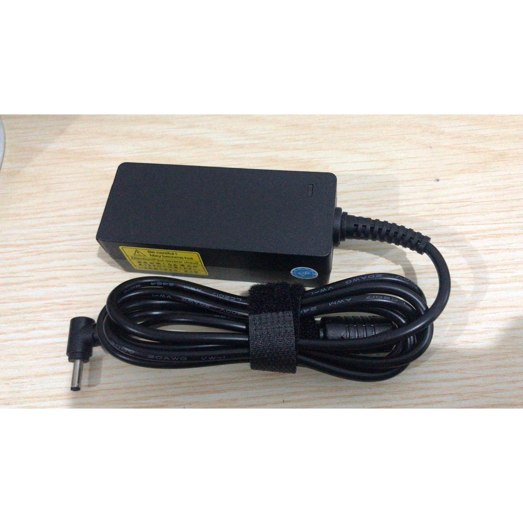 Adaptor Charger Casan Original Laptop Acer 12v 2a 35 x1.35mm