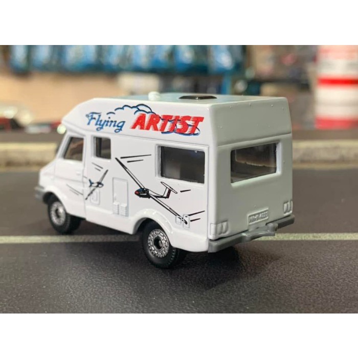 Siku Iveco Camper Flying Artist White