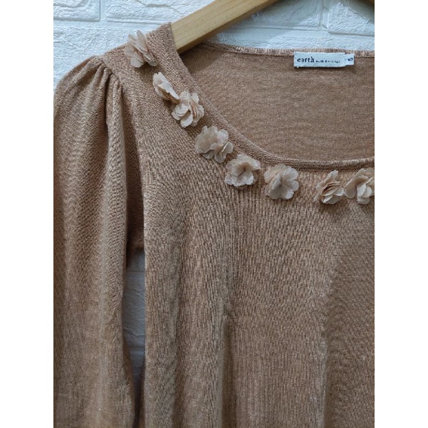 sweater rajut branded / sweater premium / sweater earth music&ecology / sweater branded murah
