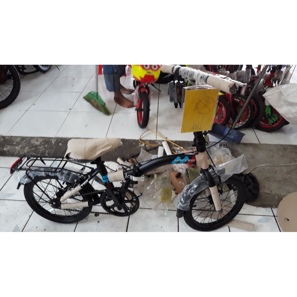 Sepeda Lipat United Stylo 16