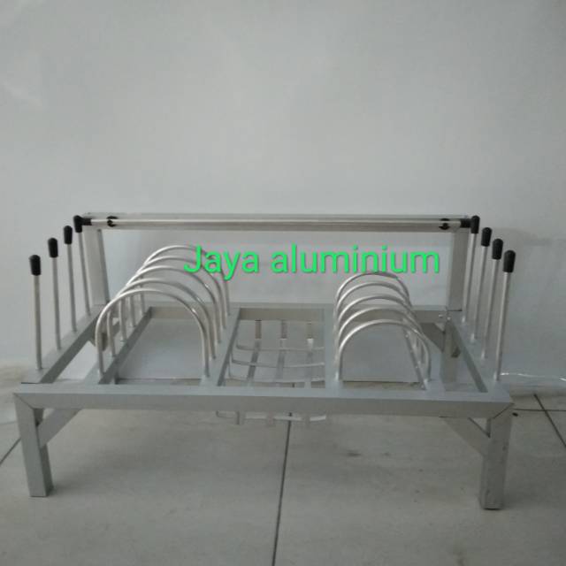 Rak piring aluminium