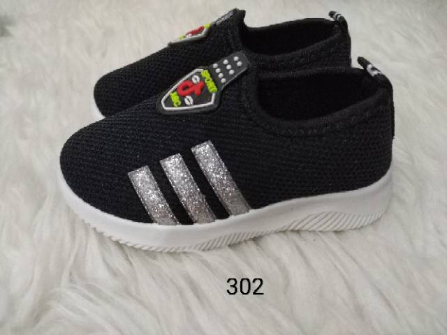 ESW Sneakers Anak Import Kode 302 dan 303