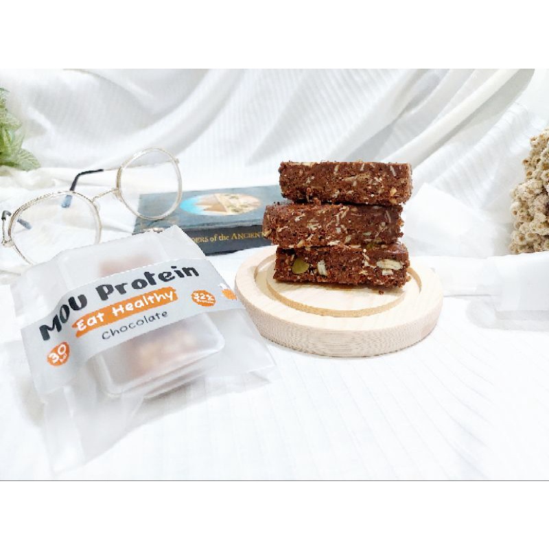 

Protein Bar Granola MOU Chocolate