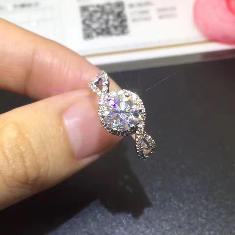 Fashion and Fully-Jewelled Winding Diamond Ring Open Ring