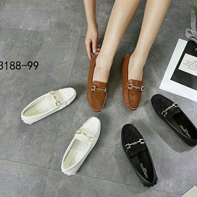 Sepatu Lv