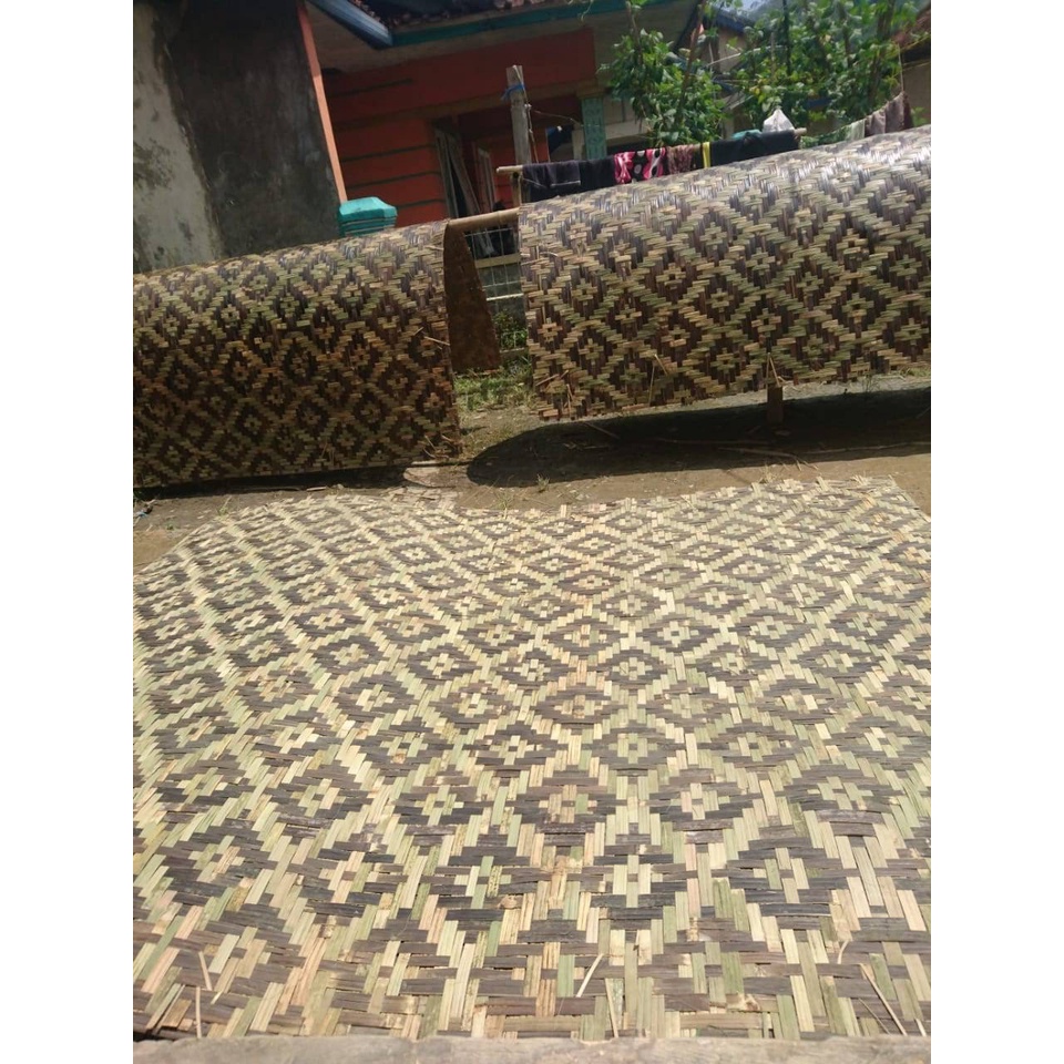 BILIK BAMBU HINIS MOTIF ASLI KULIT BAMBU