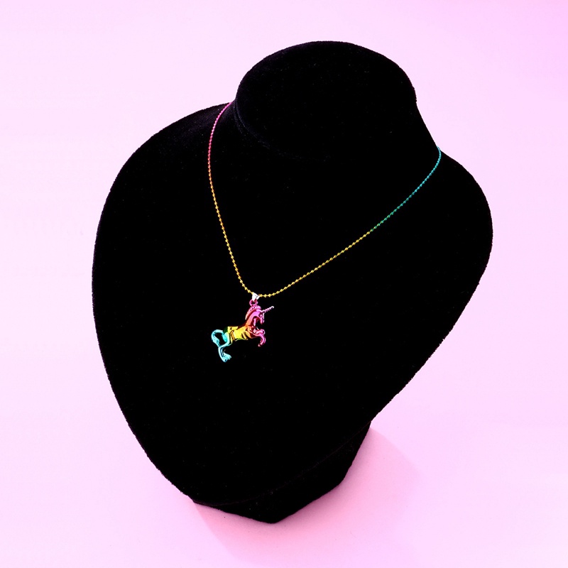 Kalung Liontin Unicorn Aksen Berlian Imitasi Untuk Wanita