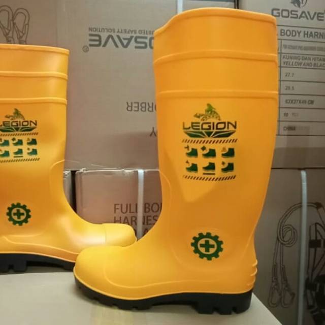 Sepatu safety boot legion