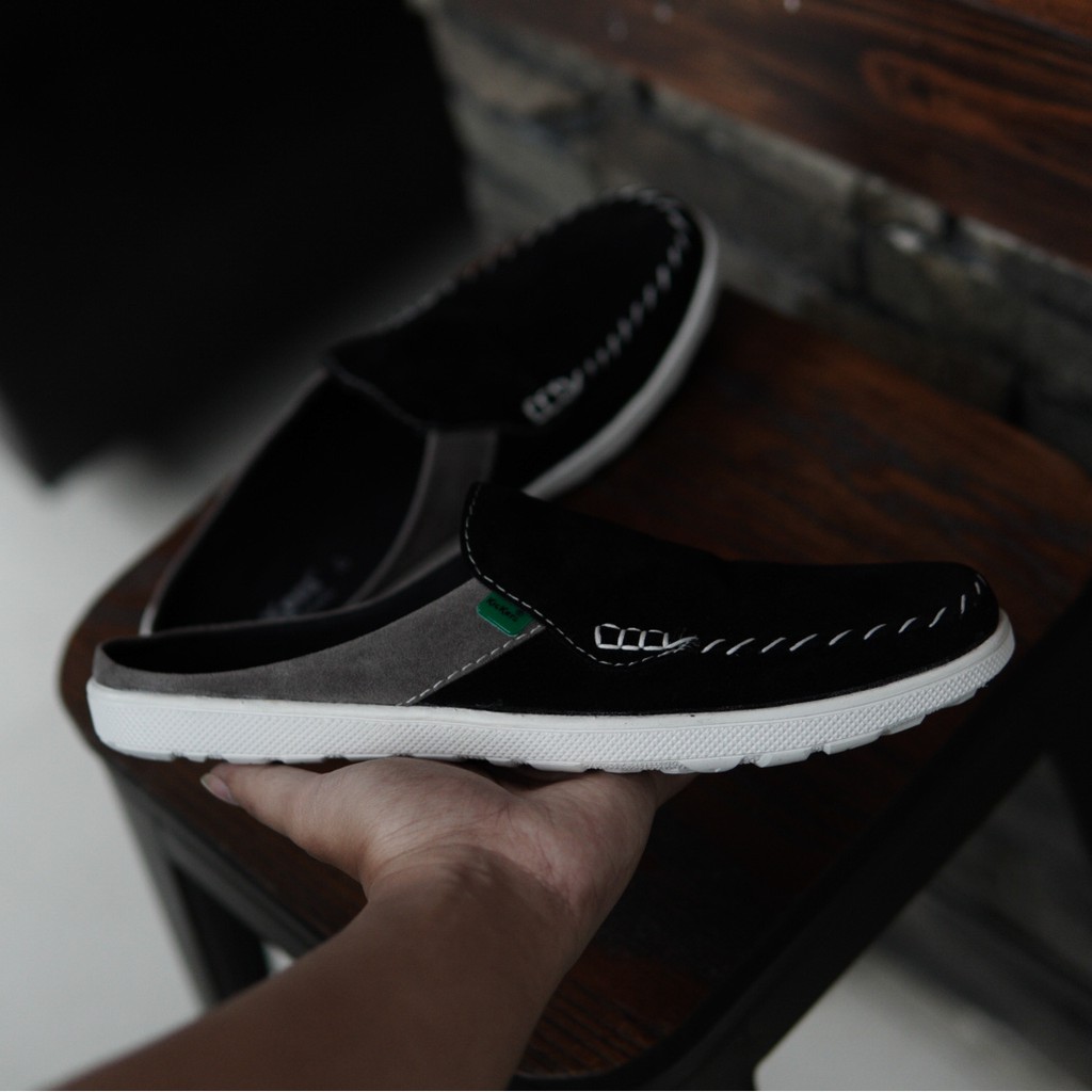 TERMURAH SEPATU PRIA SEPATU KASUAL SEPATU SLIP ON Stiching Hitam