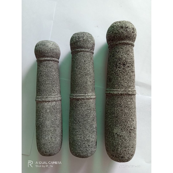 Alu Lesung Penumbuk Lumpang Batu Asli Besar