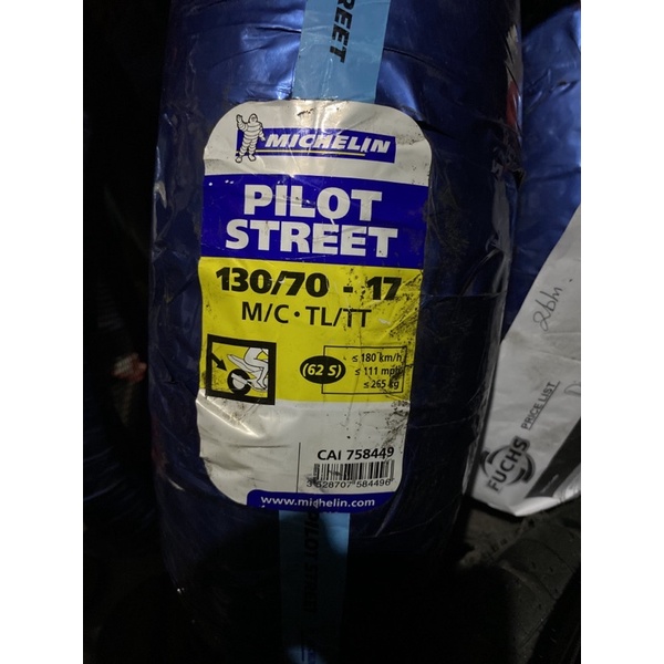 Ban Michelin PILOT STREET 130/70-17 Tubeless