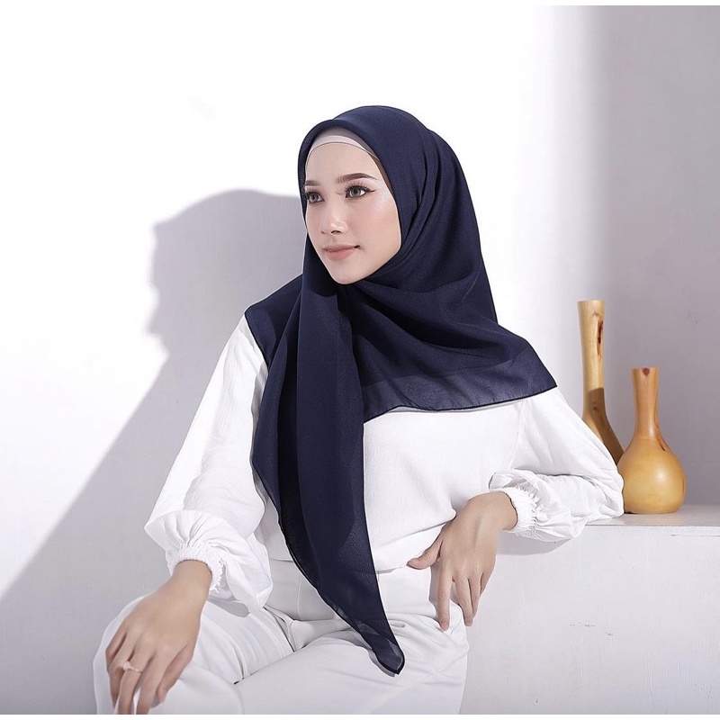 Jilbab Segiempat BELLA SQUARE hijab pollycotton kerudung murah