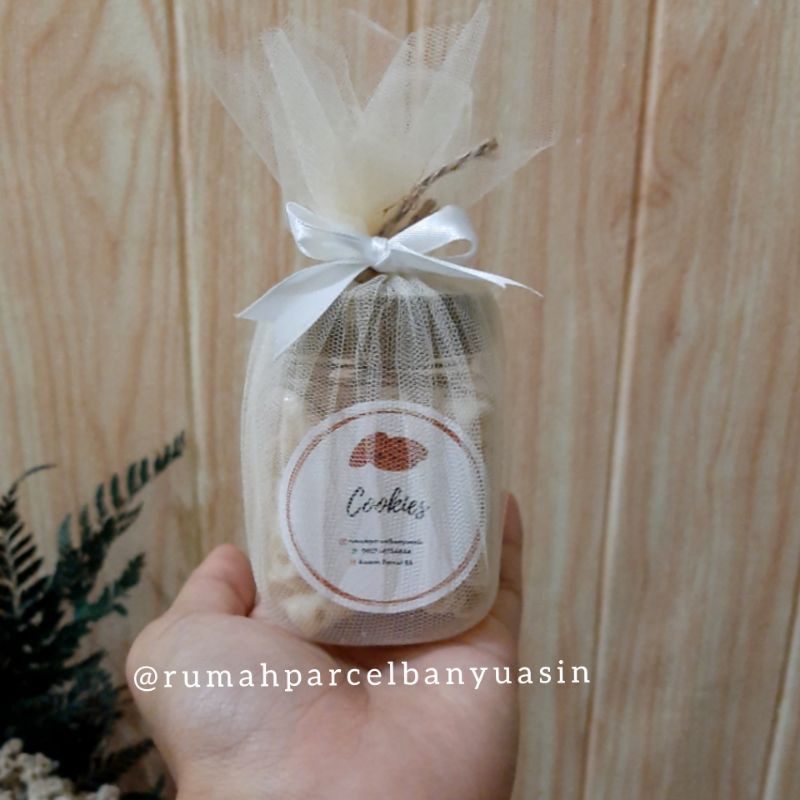 

Cokelat dan snack satuan, hampers sidang, gift sidang, hadiah seminar, kado wisuda