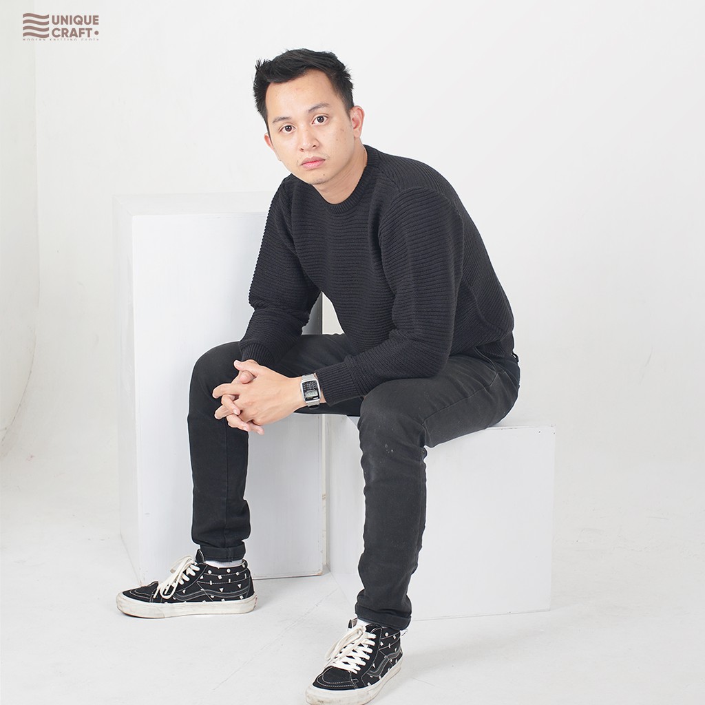 Sweater Rajut Pria - Stripe Man Crewneck Sweater