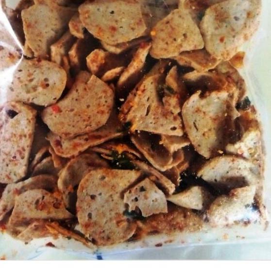 

❤[⚡PECIAL PRICE !!!]❤ [500gr] Basreng pedas aneka rasa/cemilan Baso Goreng produck vyralral