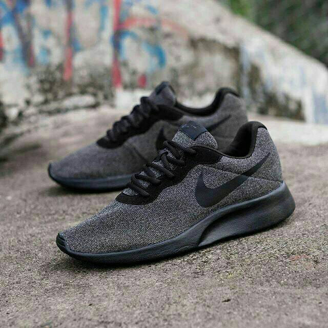 nike tanjun original