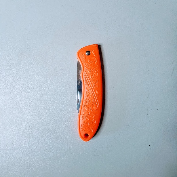 Pisau Lipat Besar Warna 42 Rb (Pisau & Gunting Dapur)