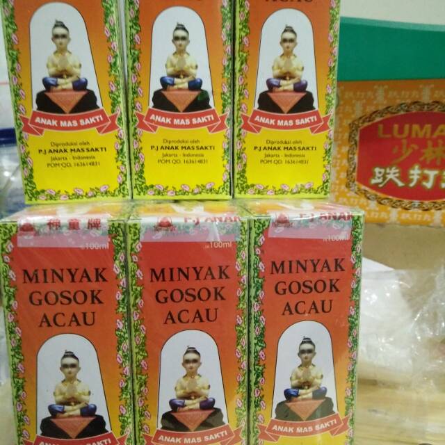 Minyak gosok ACAU untuk pegal2 keseleo