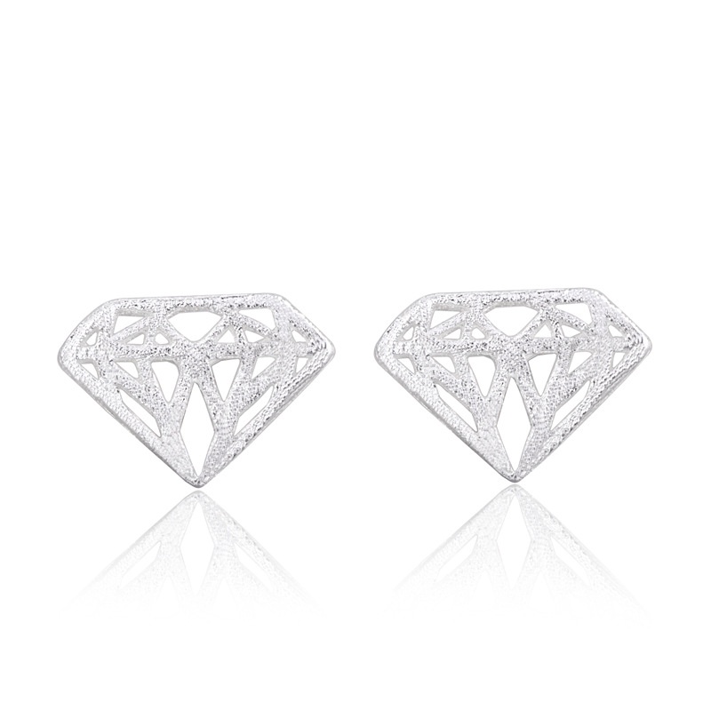 Anting Stud Bentuk Mahkota Hollow Warna Silver Untuk Wanita