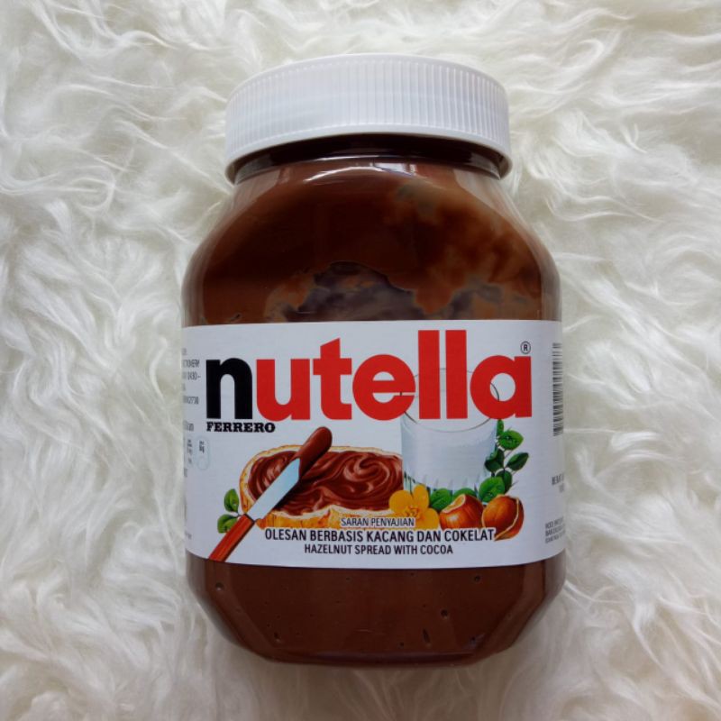 

Nutella Ferrero Hazelnut Spread With Cocoa 1000 Gram
