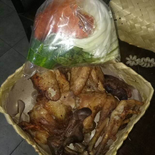 

Ayam kalasan... (kemasan plastik vacum - goreng vacum /umgkep vacum)