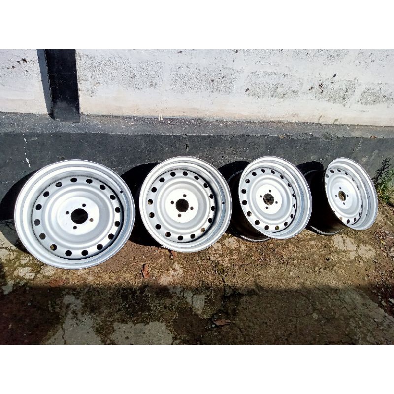 r16 velg kaleng custom