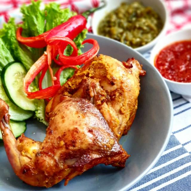 

Ayam Goreng Kuning
