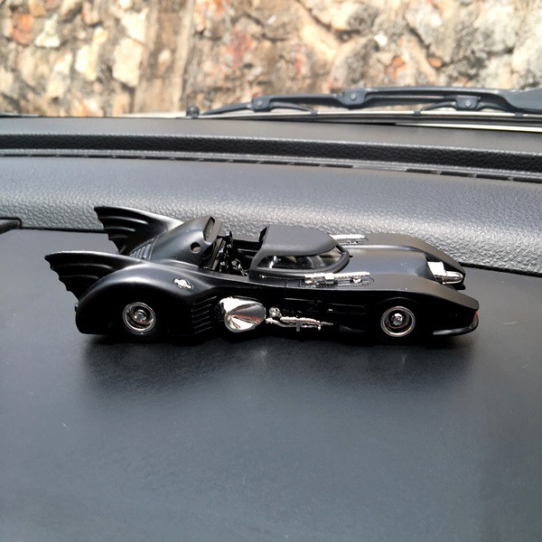 Parfume Pewangi Pengharum Mobil Parfum Pajangan Miniatur Mobil BATMOBILE SUPER CAR BATMAN