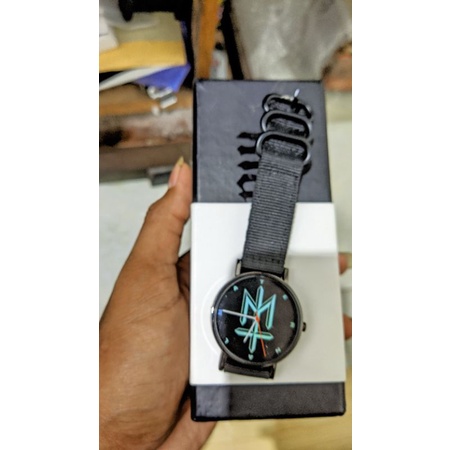 Jam tangan maternal disaster MW 32