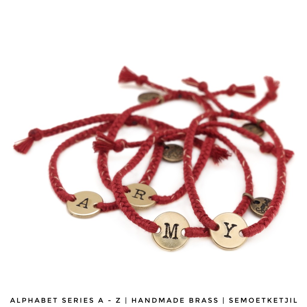 

Semoet Ketjil Gelang Bohemian Inisial Huruf Alphabet N - Z Maroon Single