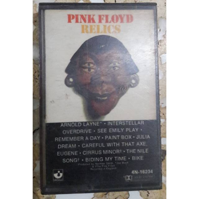 Koleksi kaset pita jadul Pink Floyd