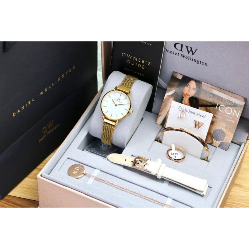 [BOX FULL SET] 8 Variasi Jam Tangan Wanita DW Rantai Pasir Magnet Paket Free Strap