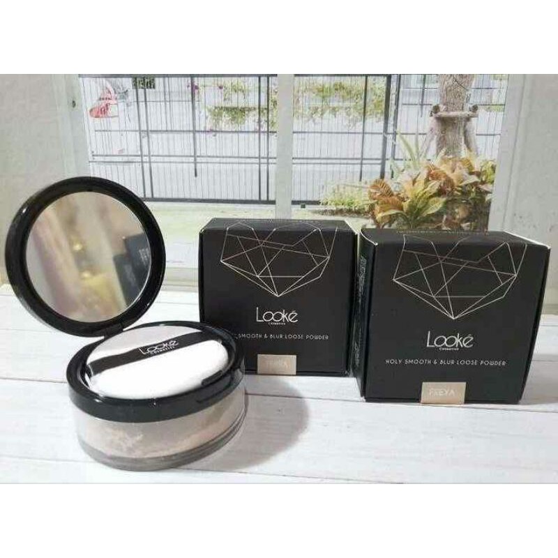 Looke loose powder, looke holly smooth
