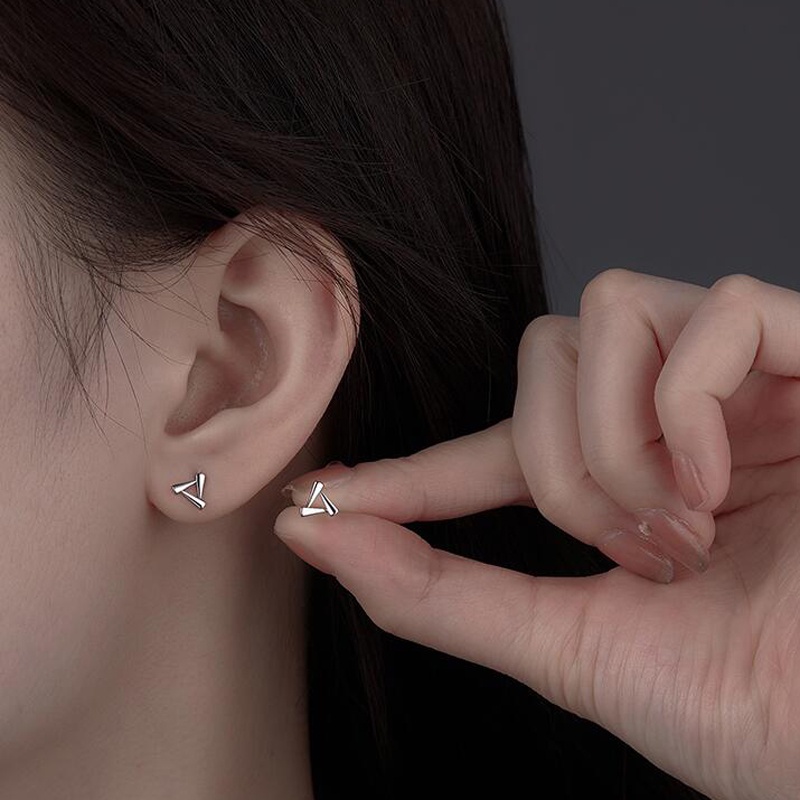 Roselife 1 Pasang Anting Tusuk Sterling Silver 925 Desain Geometri Segitiga Hollow Hypoallergenic Untuk Wanita