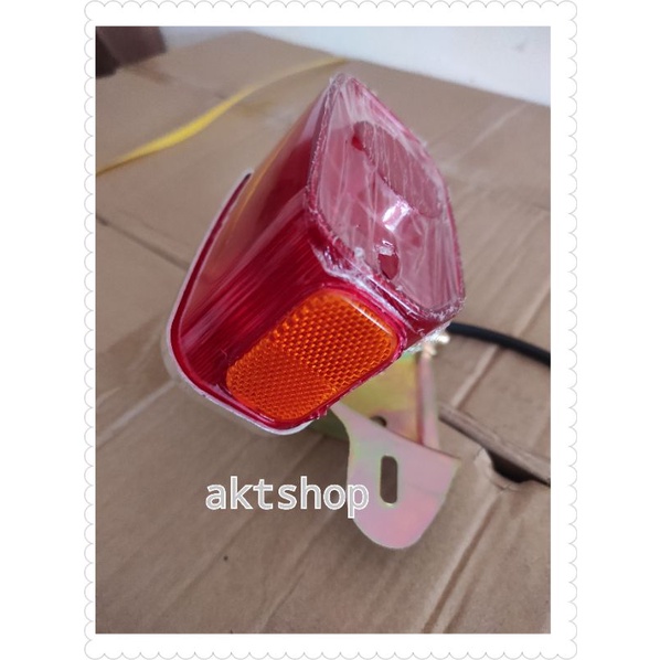 Lampu belakang / lampu stop V 75 , RS 100