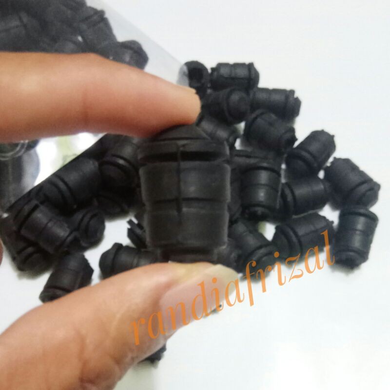 Karet bantalan Stopper Tahanan Pintu Bagasi Mobil Toyota Avanza Kijang Kapsul Innova Daihatsu Xenia