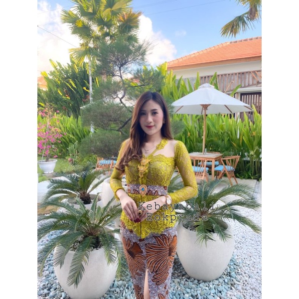 HANYA KEBAYA SAJA KEBAYA MODIFIKASI KEBAYA MURAH BALI KEBAYA MODIF KEBAYA WISUDA KEBAYA KONDANGAN