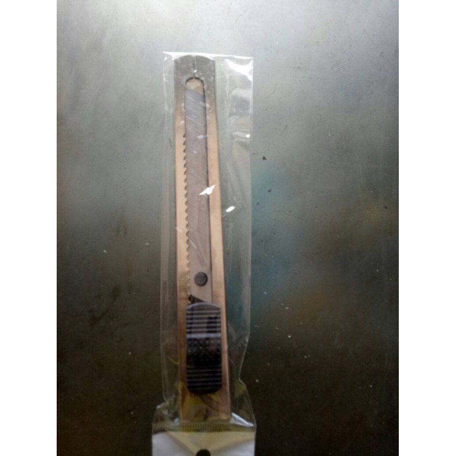 

cutter besar gagang besi COD bisa
