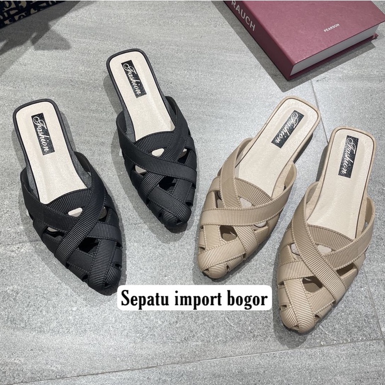 Sandal Flat Jelly ADELLA import / Sandal Karet
