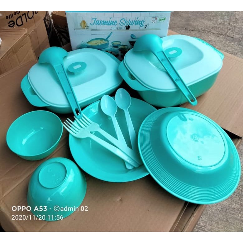 Jasmine serving set off 8 / aquamarine set