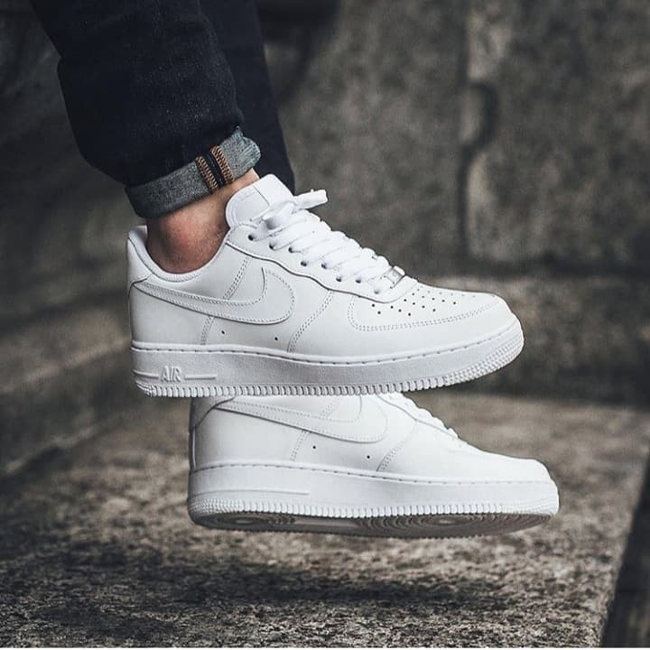 Sepatu Sneaker Putih/Hitam Polos, Sepatu Putih Casual Pria Wanita / Sepatu lukis putih polos