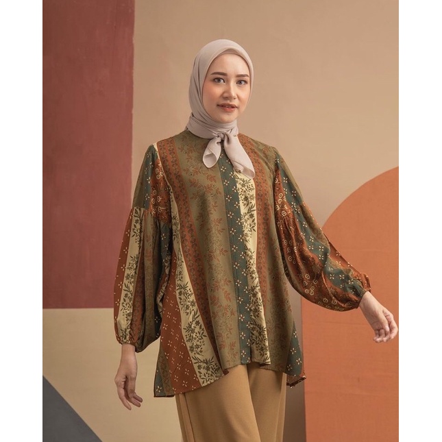 Camelia Blouse by Heaven Lights