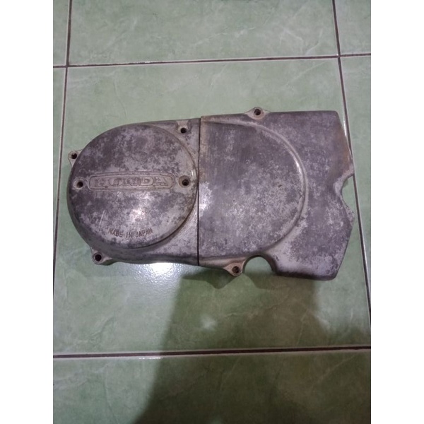 Tutup mesin kiri bak magnit blok kiri Honda Gl 100 Gl 125 original copotan