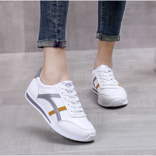 Sepatu Sneakers Running Wanita IMPORT / NEYRA Woman Running Shoes