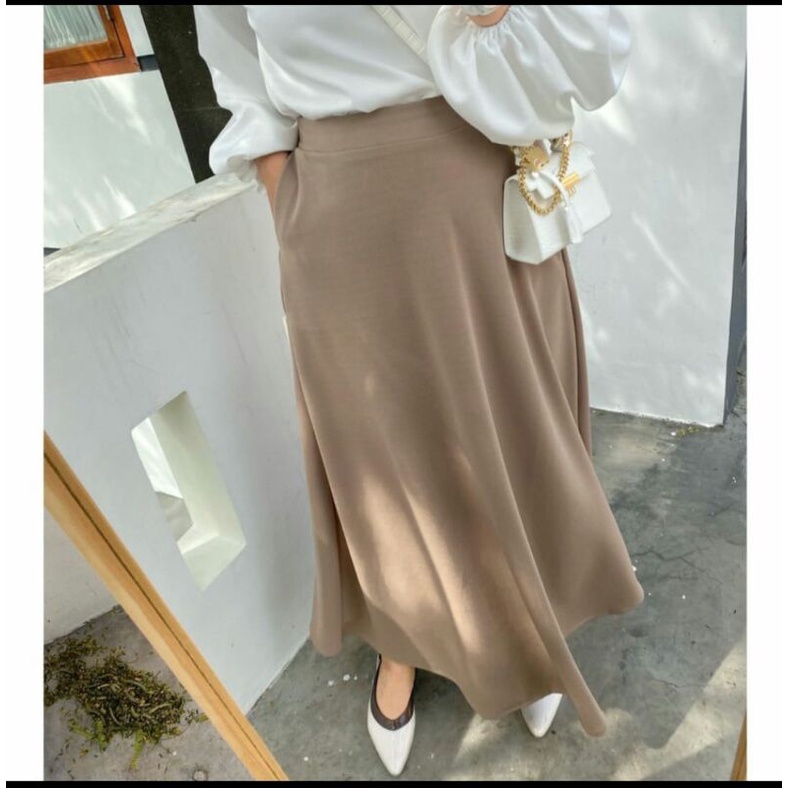 Favolio skirt by outfix